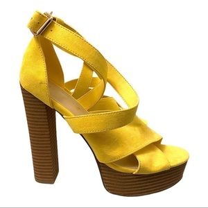 Shoe Dazzle - Yellow Cayla Platform Heels 5”this shoes are gorgeous .
